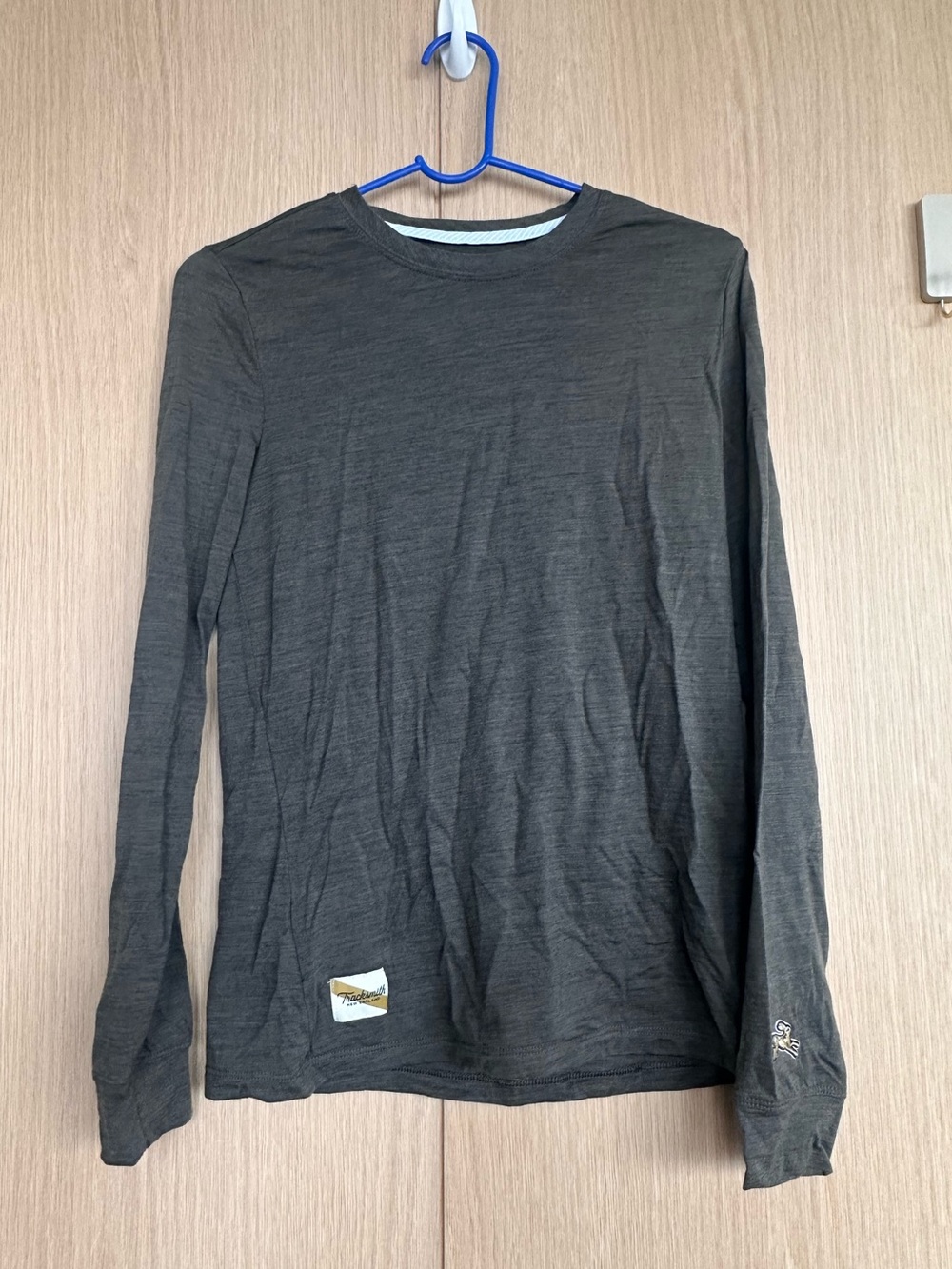 Tracksmith Men's/Women's Long Sleeve Tee Charcoal Gray